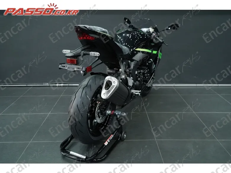 KAWASAKI ZX 6 R - фото 2