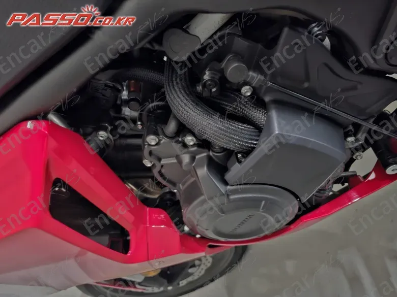HONDA CBR 500 R - фото 4