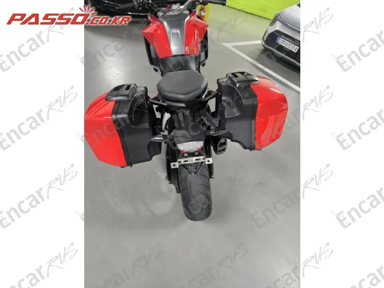 BMW F 900 XR - фото 2