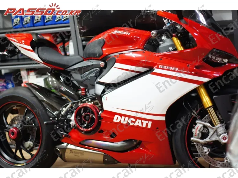 DUCATI 1299 PANIGALE S - фото 0