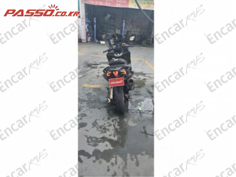 YAMAHA T MAX 530 - фото 2