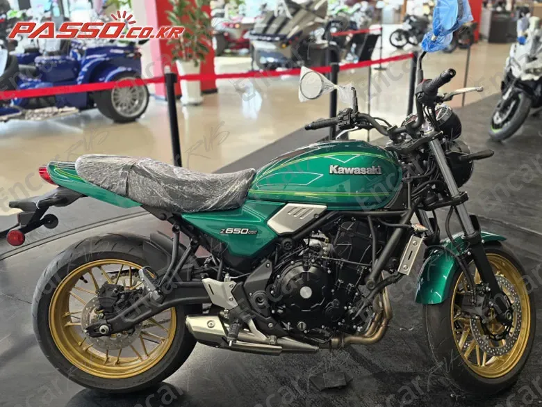 Kawasaki Z 650 Rs Abs - фото 0