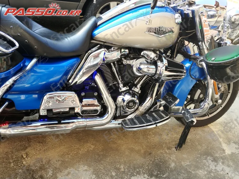 HARLEY-DAVIDSON FLHR - фото 1