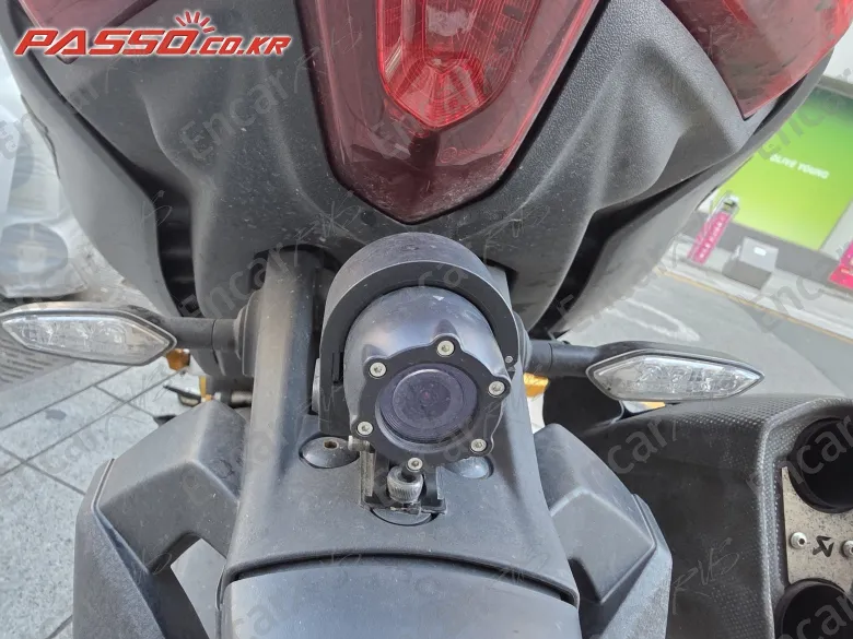 YAMAHA T MAX 560 - фото 2