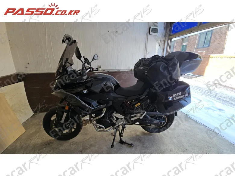 BMW F 900 XR - фото 1