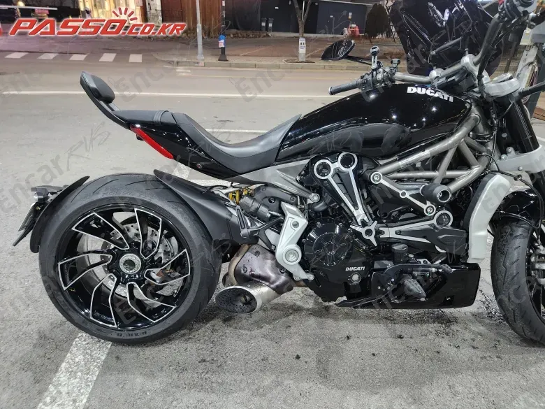 Ducati X Diavel S - фото 6
