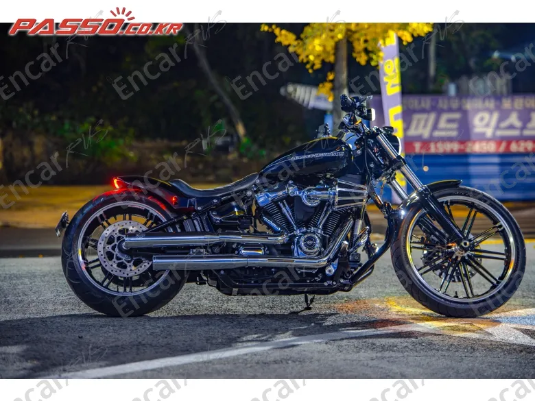 Harley-Davidson Breakout 114