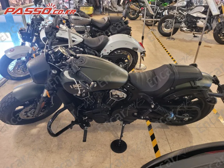 Indian Scout Bobber - фото 1