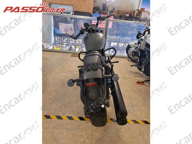 Indian Scout Bobber - фото 2