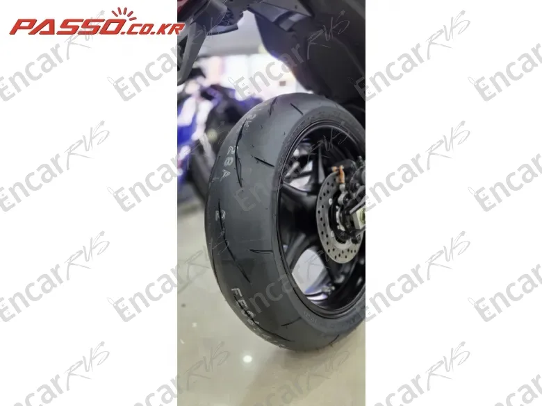 YAMAHA YZF R9 - фото 5