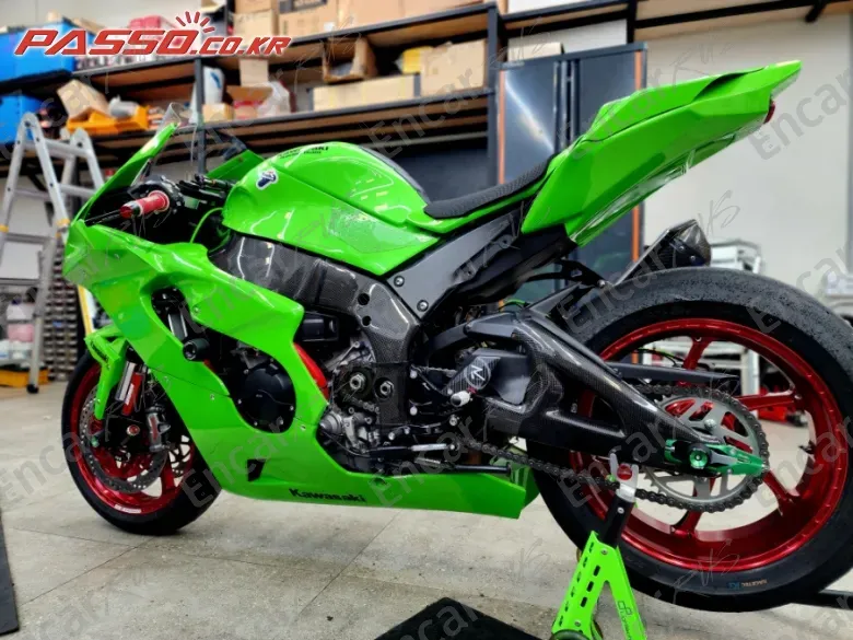 Kawasaki Zx 10 R - фото 1