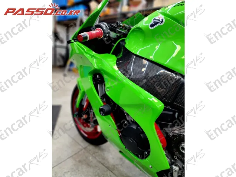 Kawasaki Zx 10 R - фото 2