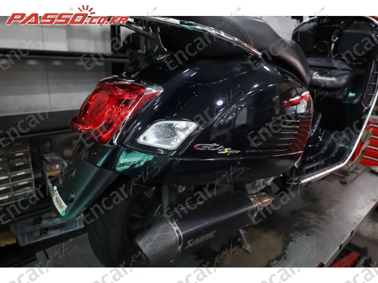Vespa Gts 300 Super Tech - фото 2