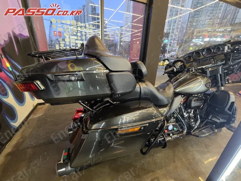 Harley-Davidson Flhtcuses - фото 0