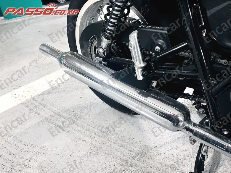 Triumph Bonneville T120 - фото 6