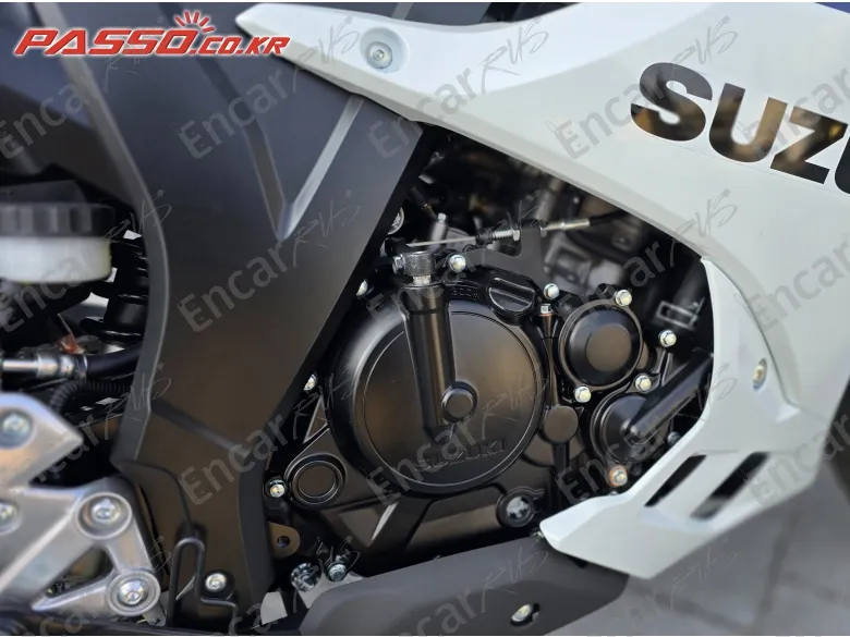 Suzuki Gsx R 125 Abs - фото 4