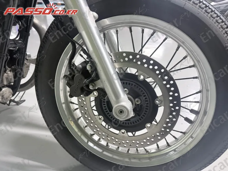 KAWASAKI W 800 - фото 6