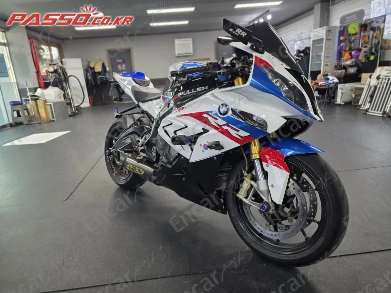 BMW S 1000 RR - фото 0