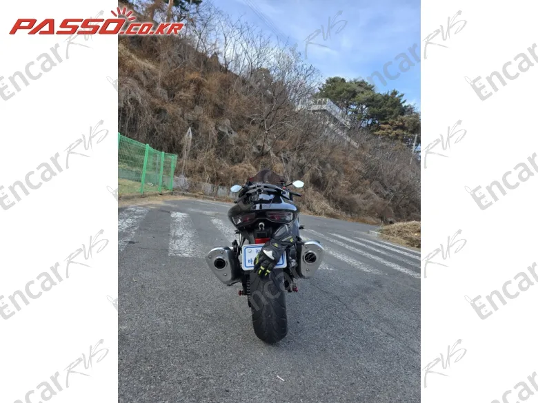 SUZUKI GSX R 1300 HAYABUSA - фото 2