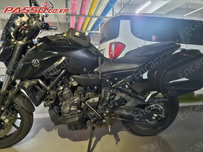 YAMAHA MT 07 - фото 1