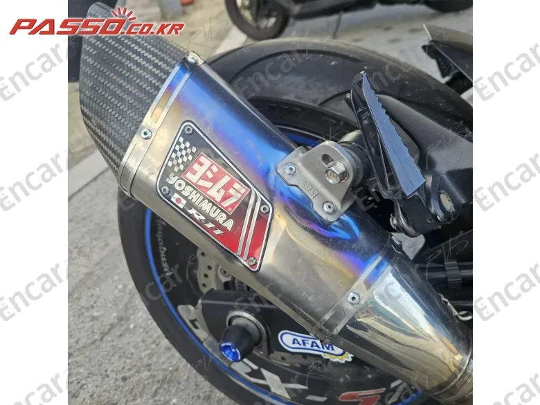 SUZUKI GSX S 750 - фото 4