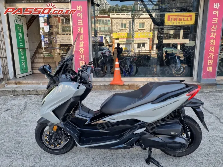 HONDA FORZA 350 - фото 1