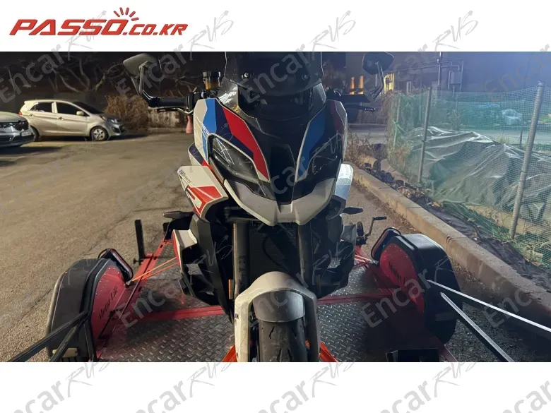 Bmw M 1000 Xr - фото 1