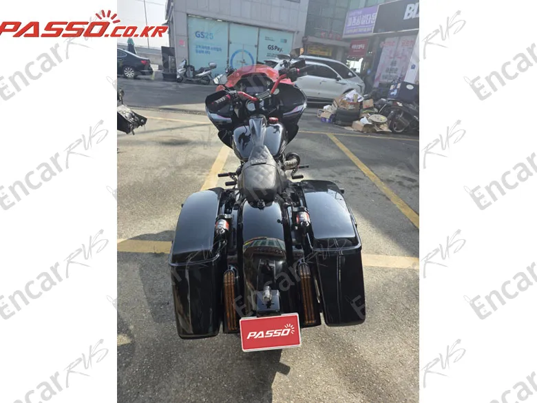 HARLEY-DAVIDSON ROAD GLIDE SPECIAL - фото 2