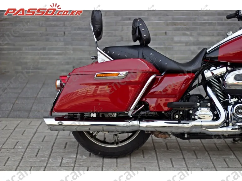 Harley-Davidson Flhr - фото 6