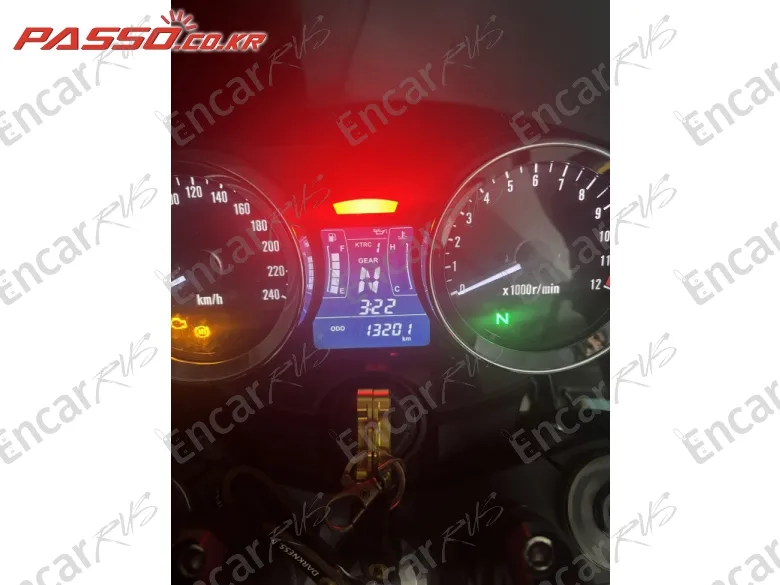 Kawasaki Z 900 Rs Se Abs - фото 3