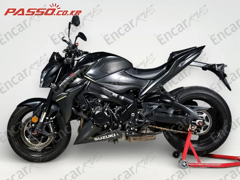 Suzuki Gsx S 1000 - фото 1