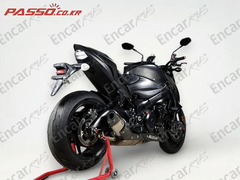 Suzuki Gsx S 1000 - фото 2