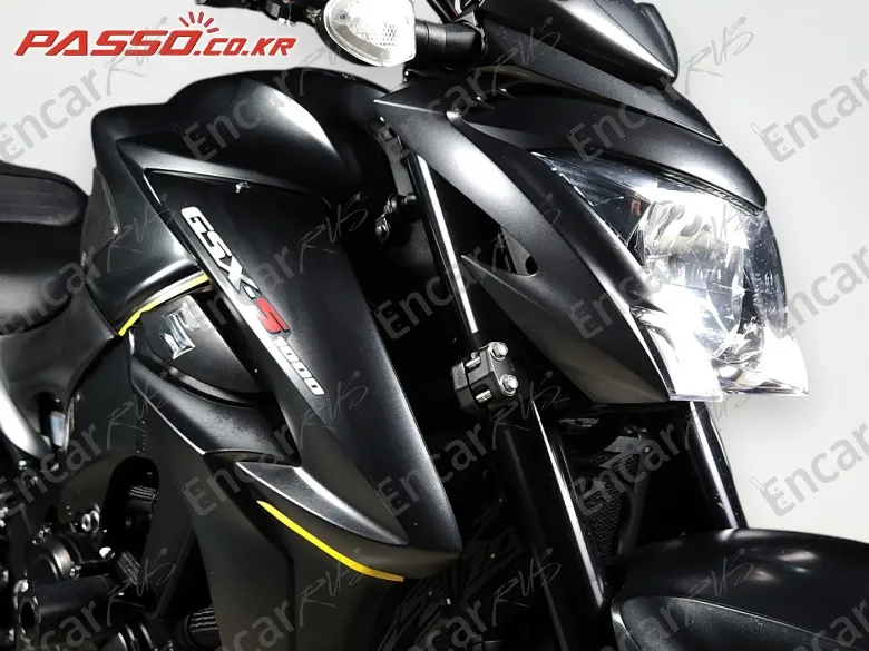 Suzuki Gsx S 1000 - фото 5