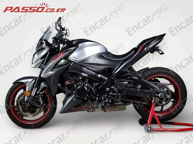 Suzuki Gsx S 1000 - фото 1