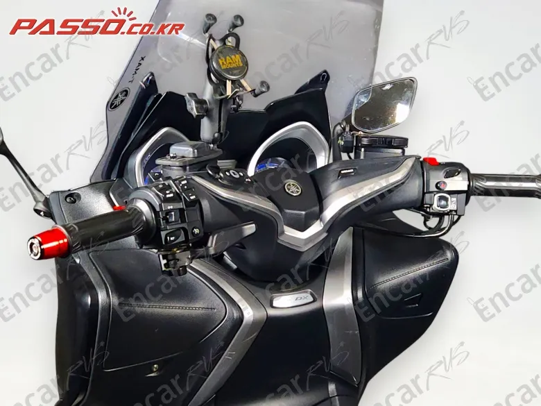 YAMAHA T MAX DX - фото 3
