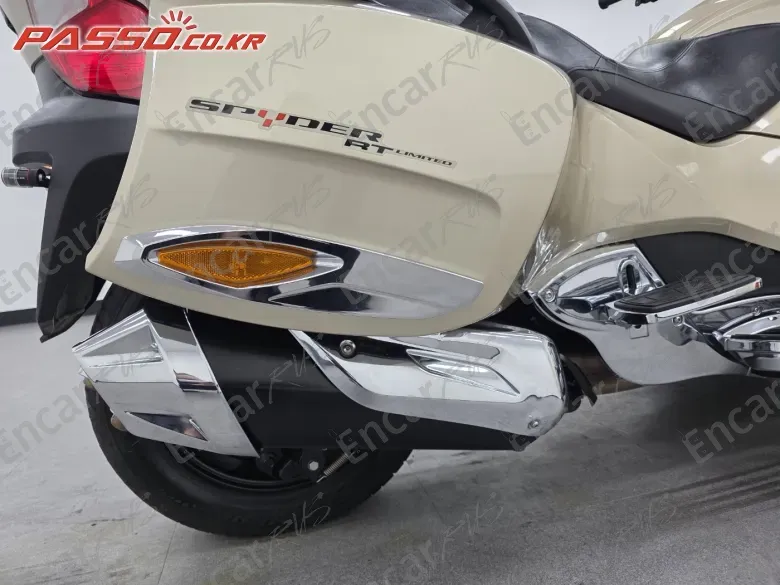 BRP CAN-AM SPYDER RT LIMITED - фото 6