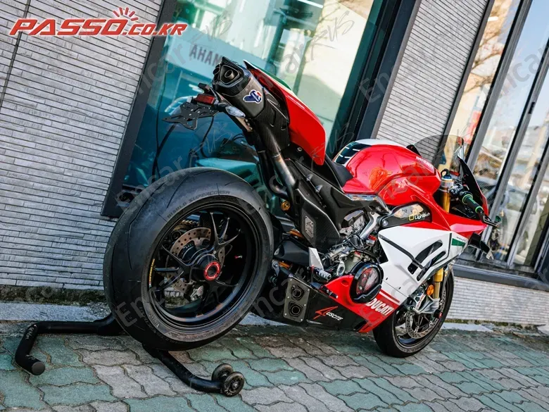 DUCATI PANIGALE V4 SPECIALE - фото 2