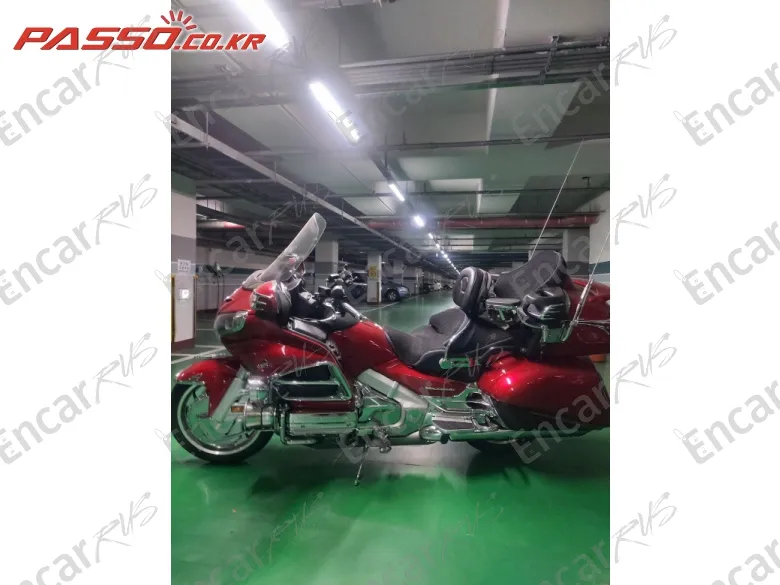 HONDA GOLDWING 1800 - фото 1