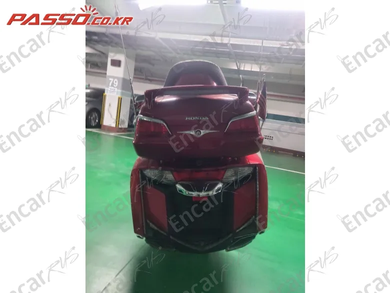 HONDA GOLDWING 1800 - фото 2