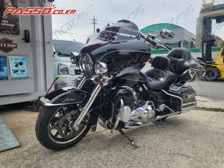 HARLEY-DAVIDSON ULTRA LIMITED - фото 1