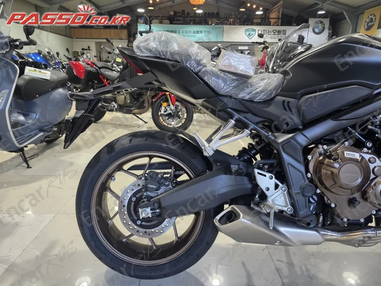 Honda Cb 650 R Abs - фото 6