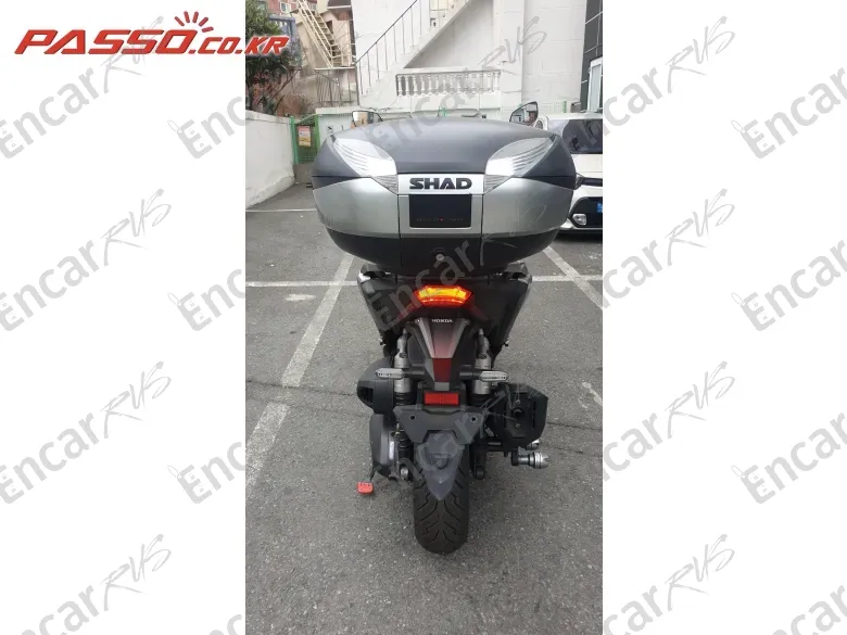Honda Adv 350 - фото 2