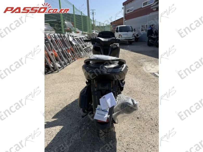 YAMAHA N MAX 155 ABS - фото 2