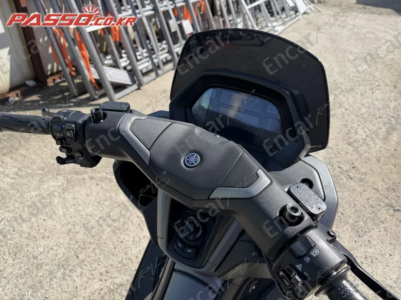YAMAHA N MAX 155 ABS - фото 3