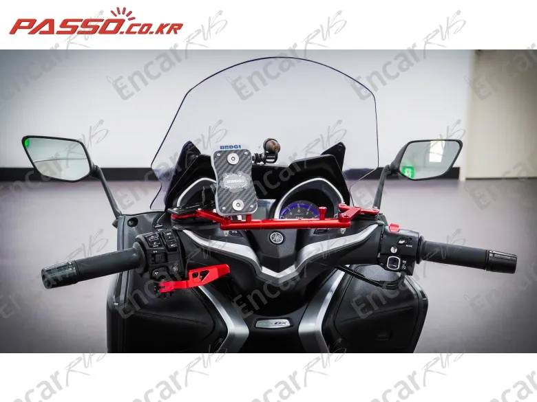 YAMAHA T MAX DX - фото 3