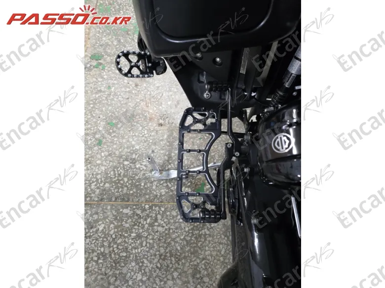 HARLEY-DAVIDSON FLHXS STREET GLIDE SPECIAL - фото 4