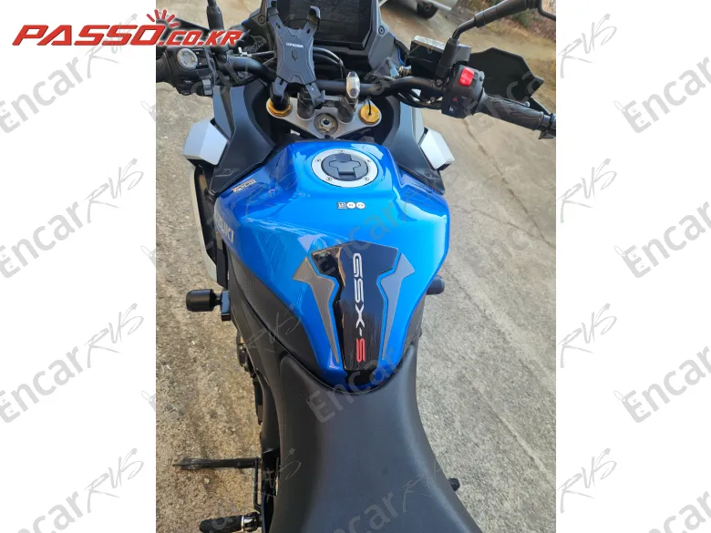 Suzuki Gsx S 1000 Gx - фото 3