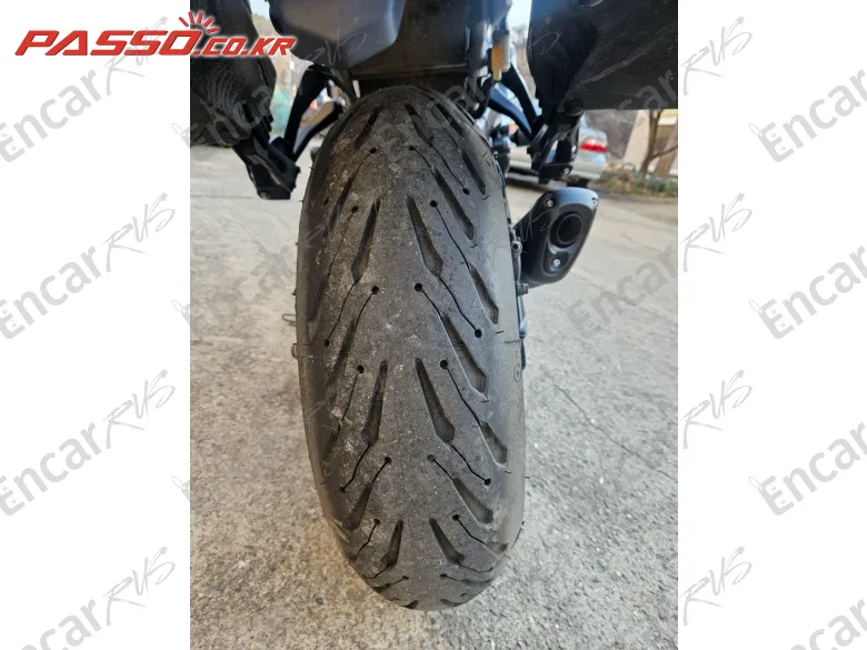 Suzuki Gsx S 1000 Gx - фото 5