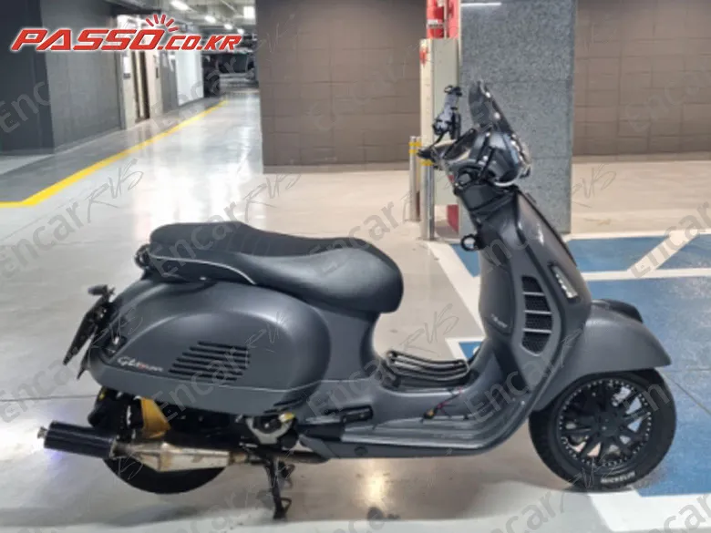 Vespa GTS 300