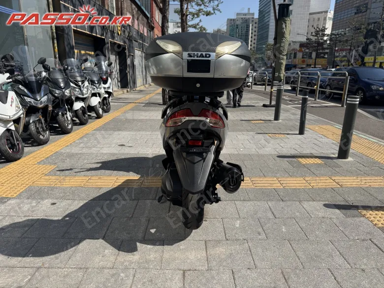 Suzuki Burgman 400 - фото 2